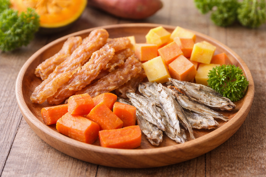 犬のおやつに危険な成分一覧｜避けるべき添加物＆安全なおやつの見分け方