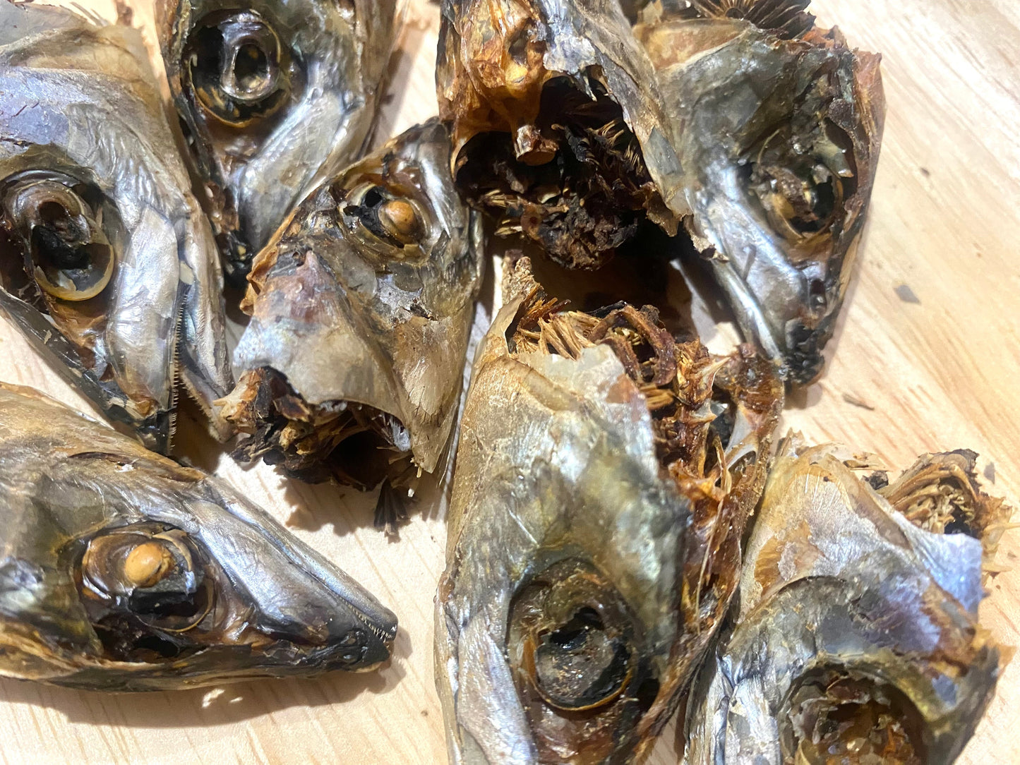 SABAZU（サバズ）鯖の頭　熊本産　香りとサクサク感にこだわりました